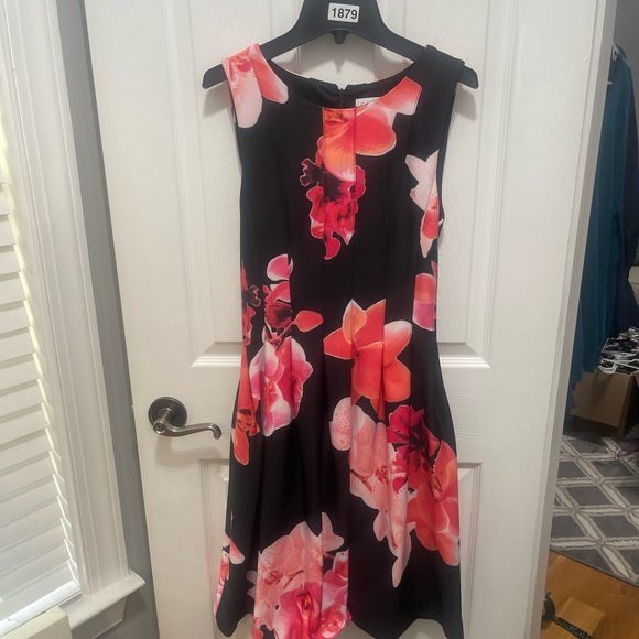 Calvin Klein Black and Pink Floral Midi Dress - Picture 5 of 15